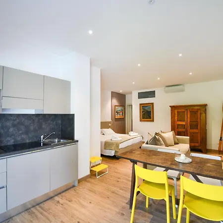 Regina E Oriente * Бавено