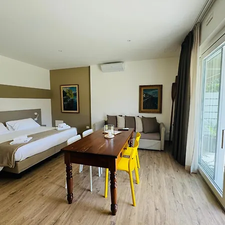 Regina E Oriente * Бавено