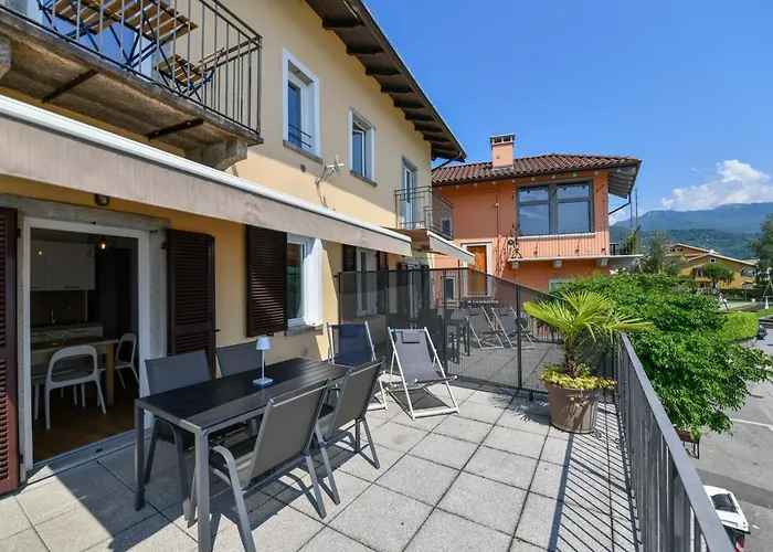 Regina E Oriente Бавено