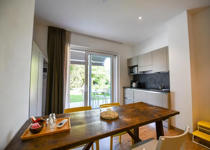 Regina E Oriente * バヴェーノ