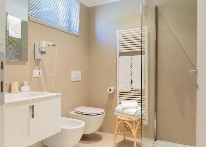 Regina E Oriente Baveno